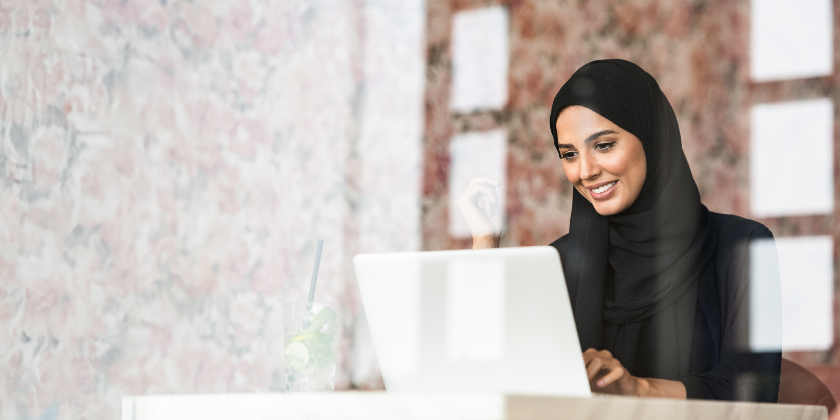 PromoCardWithHighlights  BUSINESS BANKING PRESTIGE